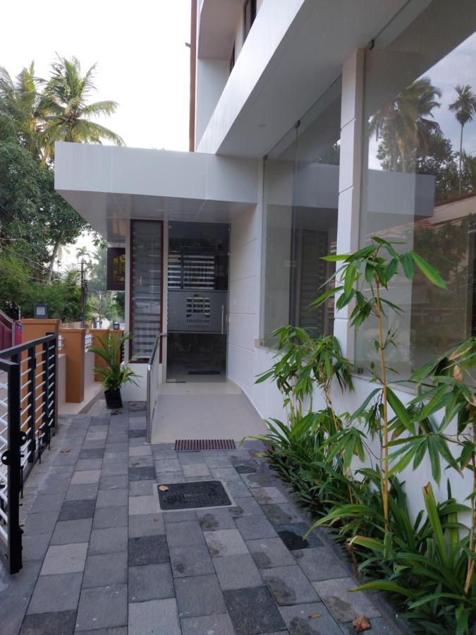 Hotel Mannat Residence Thiruvananthapuram Eksteriør bilde