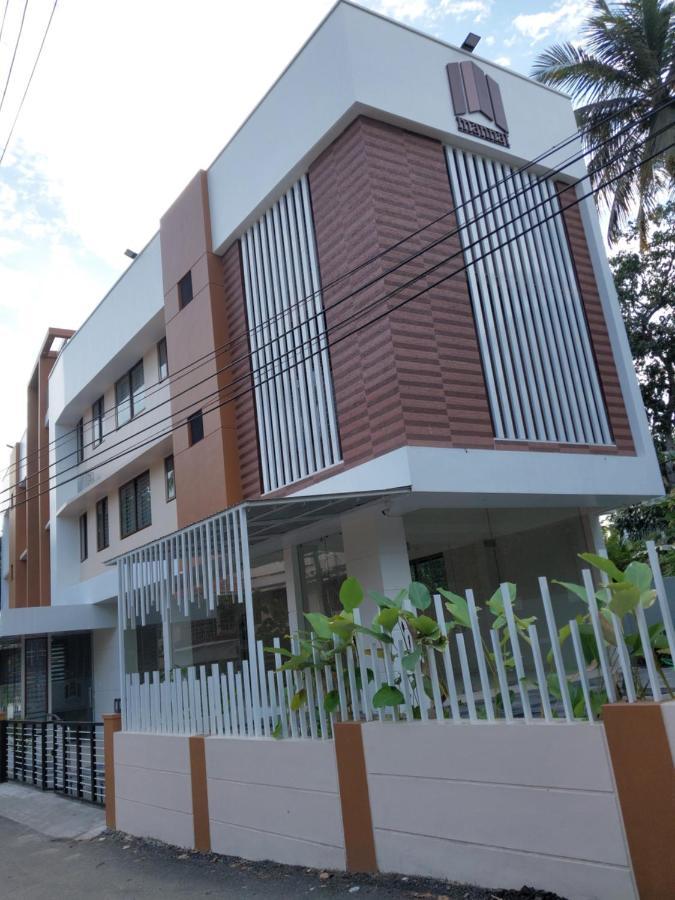 Hotel Mannat Residence Thiruvananthapuram Eksteriør bilde