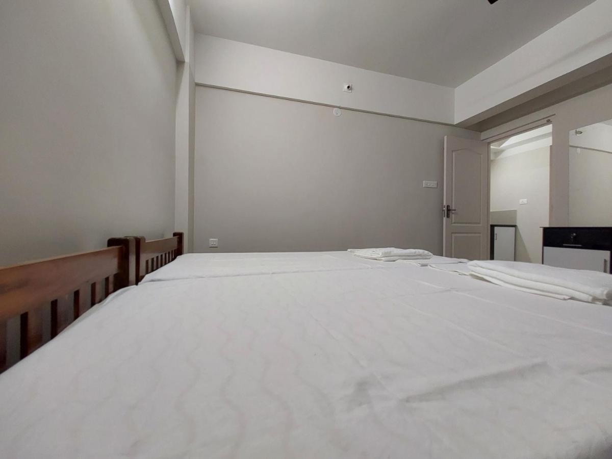 Hotel Mannat Residence Thiruvananthapuram Eksteriør bilde