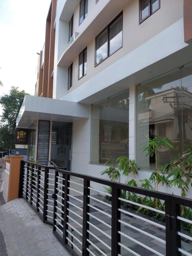 Hotel Mannat Residence Thiruvananthapuram Eksteriør bilde