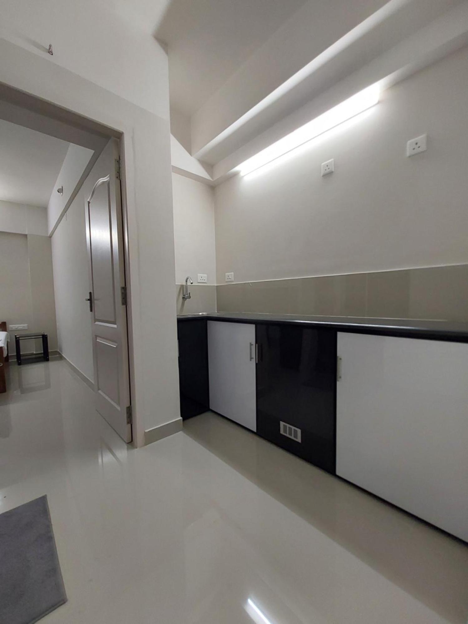 Hotel Mannat Residence Thiruvananthapuram Eksteriør bilde